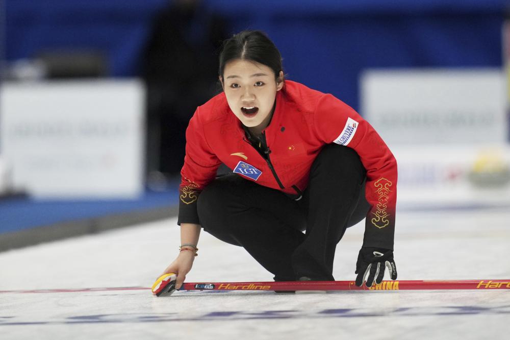 河南球迷心态反思，俱乐部称大热必死引警示